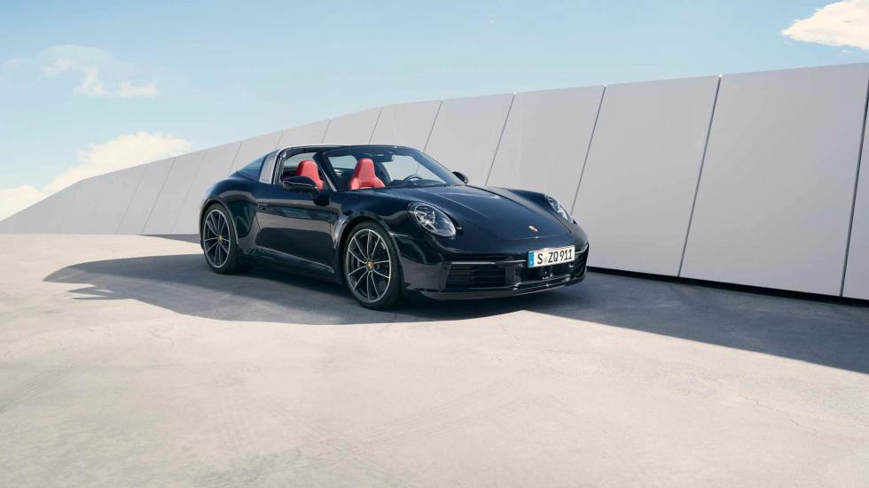 Ντεμπούτο για τις Porsche 911 Targa 4 και 4S